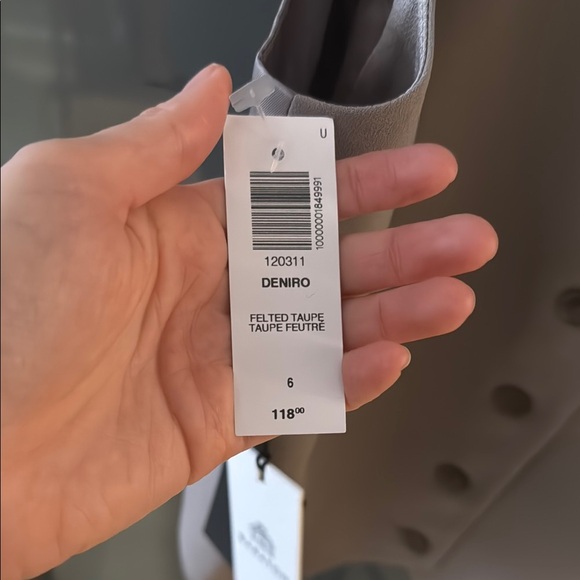 Babaton Taupe Buttoned Vest Brand New With Tags - Picture 7 of 7